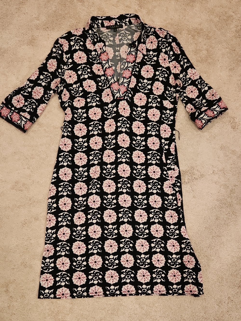 Laundry by Shelli Segal Black, Gray & Pink Floral Dress